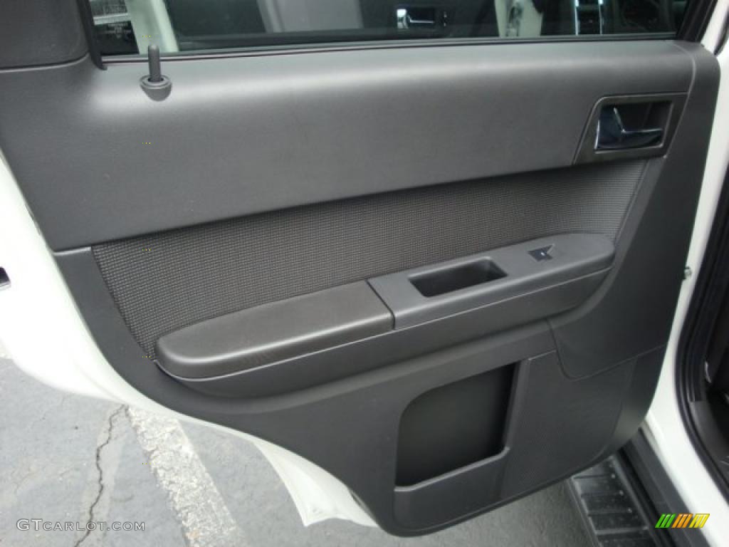 2010 Escape Limited V6 4WD - White Suede / Charcoal Black photo #15