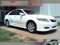 Super White - Camry SE Photo No. 1