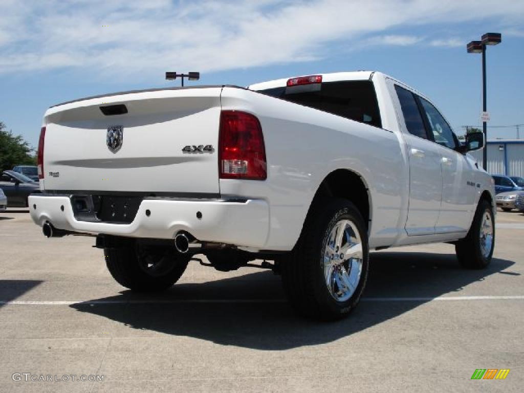 2010 Ram 1500 Sport Quad Cab 4x4 - Stone White / Dark Slate Gray photo #3