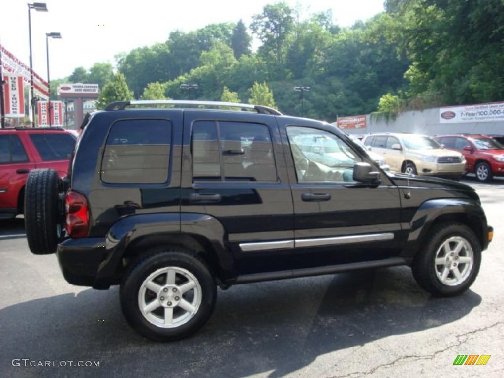 2007 Liberty Limited 4x4 - Black Clearcoat / Medium Slate Gray photo #5