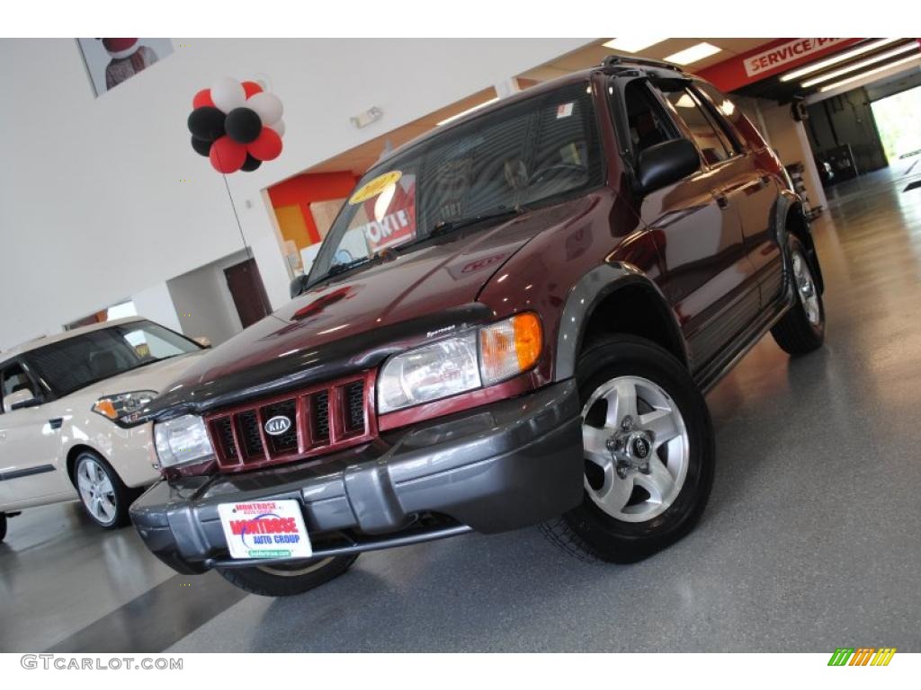2002 Sportage 4x4 - Pepper Red / Gray photo #2