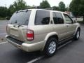 2001 Sahara Beige Metallic Nissan Pathfinder LE 4x4  photo #6