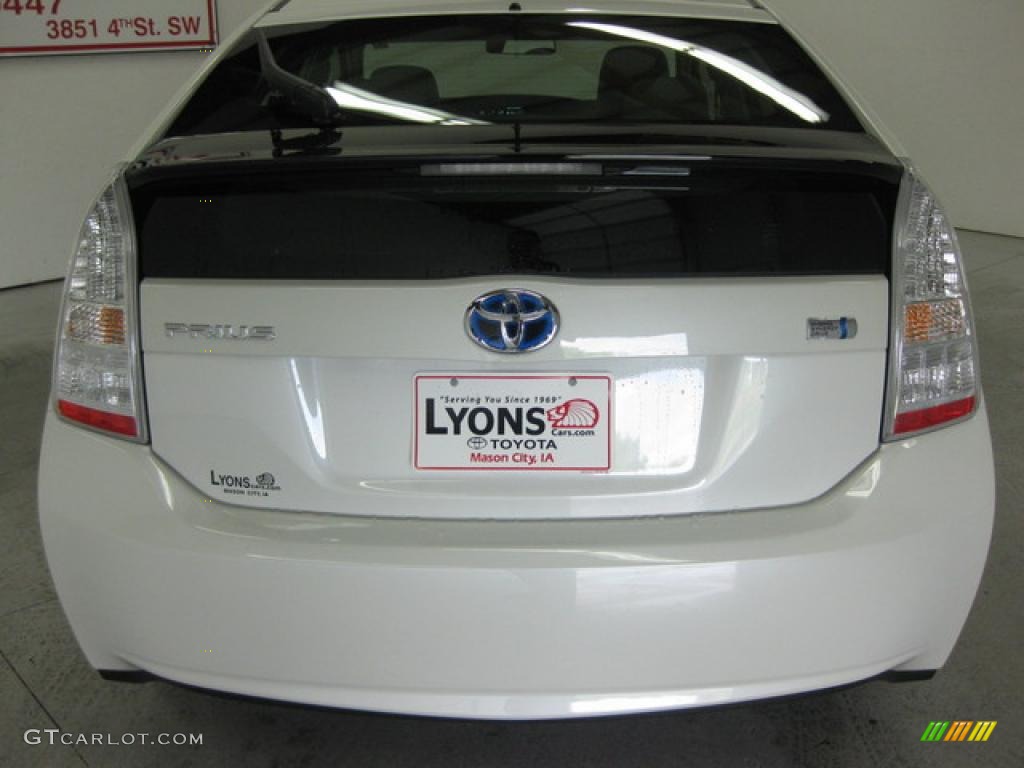 2010 Prius Hybrid II - Blizzard White Pearl / Bisque photo #7