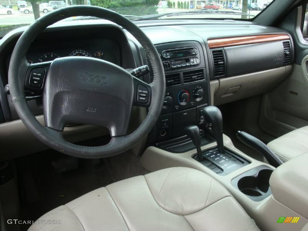 1999 Grand Cherokee Laredo 4x4 - Deep Slate Pearl / Taupe photo #13