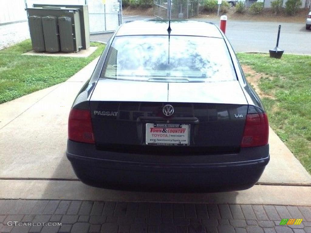 2000 Passat GLS V6 Sedan - Blue Anthracite Metallic / Beige photo #4