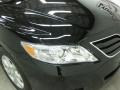 Black - Camry LE Photo No. 15