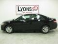 Black - Camry LE Photo No. 28
