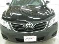 Black - Camry LE Photo No. 14