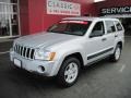 2006 Bright Silver Metallic Jeep Grand Cherokee Laredo  photo #1