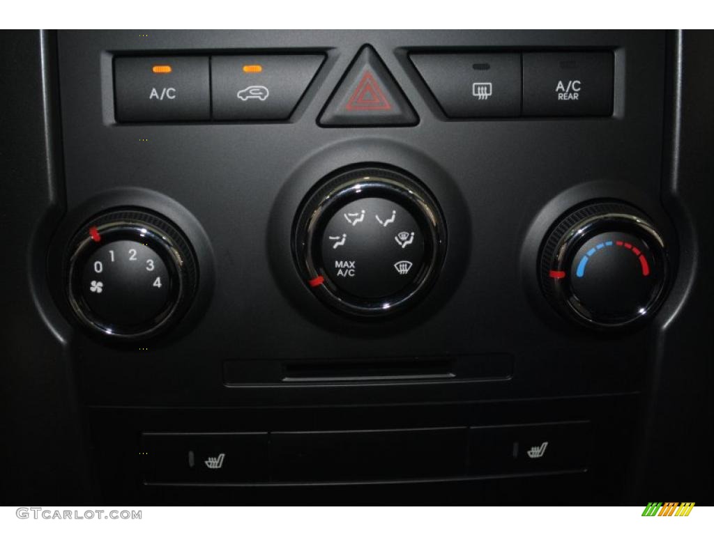 2011 Sorento LX V6 AWD - Dark Cherry / Black photo #37