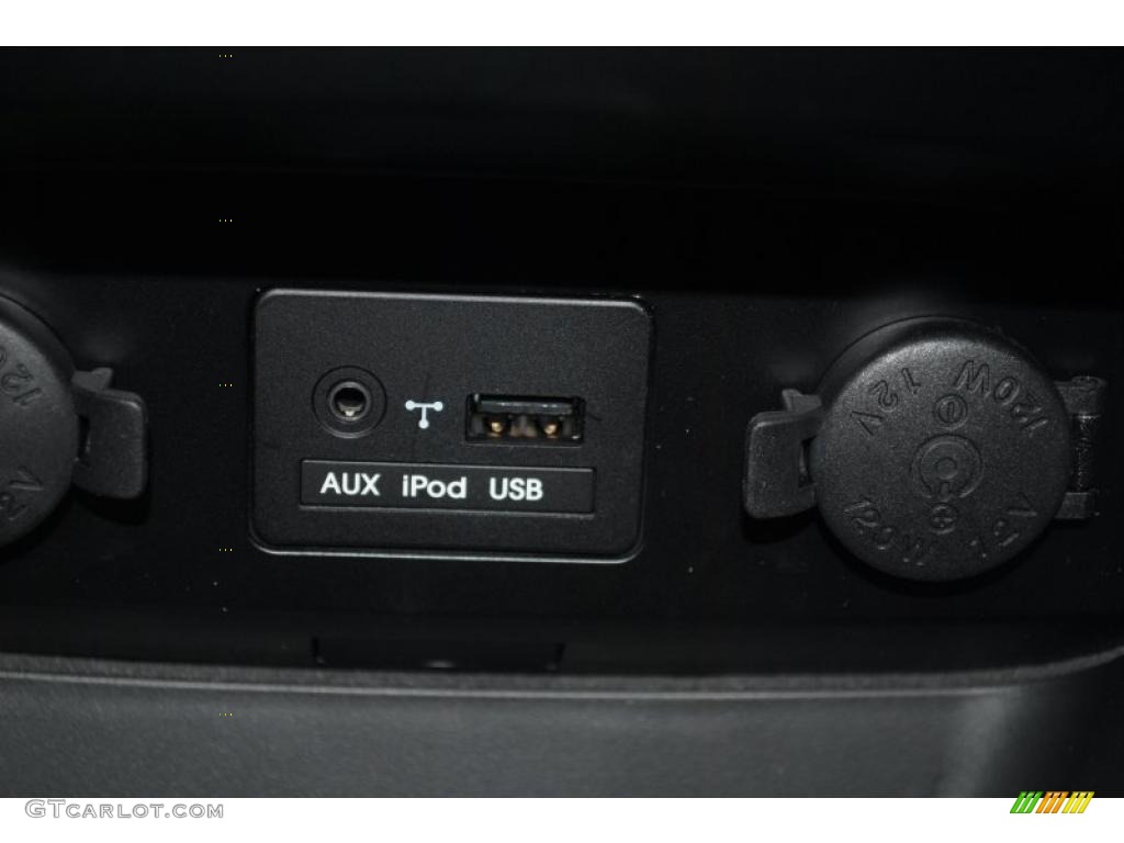2011 Sorento LX V6 AWD - Dark Cherry / Black photo #38
