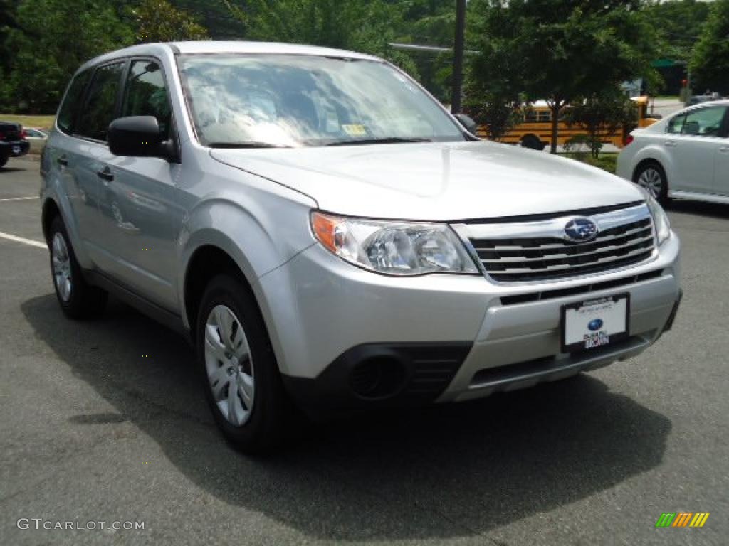 2009 Forester 2.5 X - Spark Silver Metallic / Black photo #1