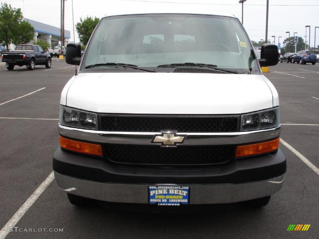 2008 Express EXT LS 3500 Passenger Van - Summit White / Medium Pewter photo #2