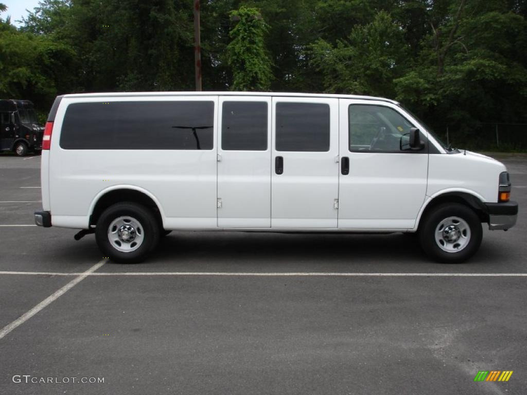 2008 Express EXT LS 3500 Passenger Van - Summit White / Medium Pewter photo #7