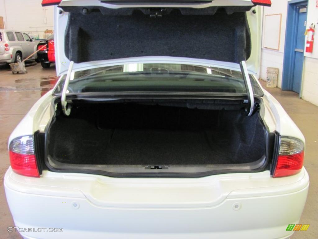 2006 LS V8 - Performance White / Beige photo #5