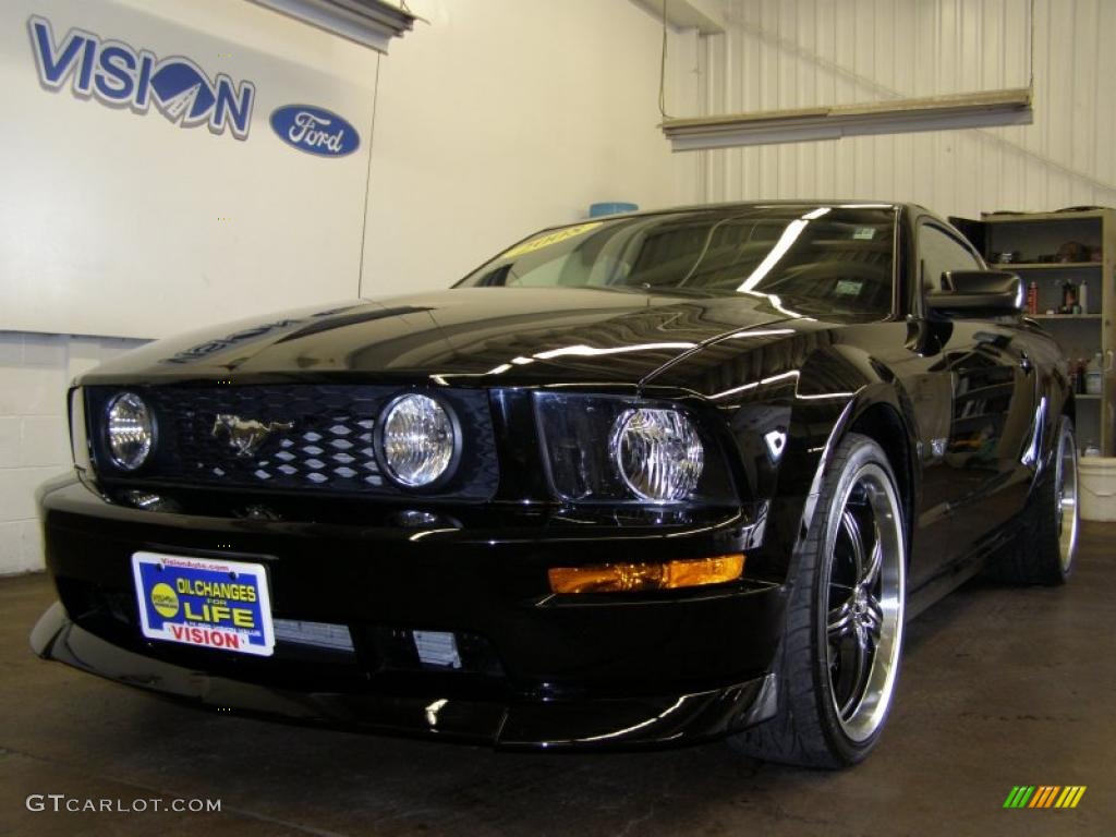 2008 Mustang GT Premium Coupe - Black / Dark Charcoal photo #1