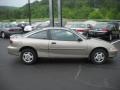 2000 Sandrift Metallic Chevrolet Cavalier Coupe  photo #4