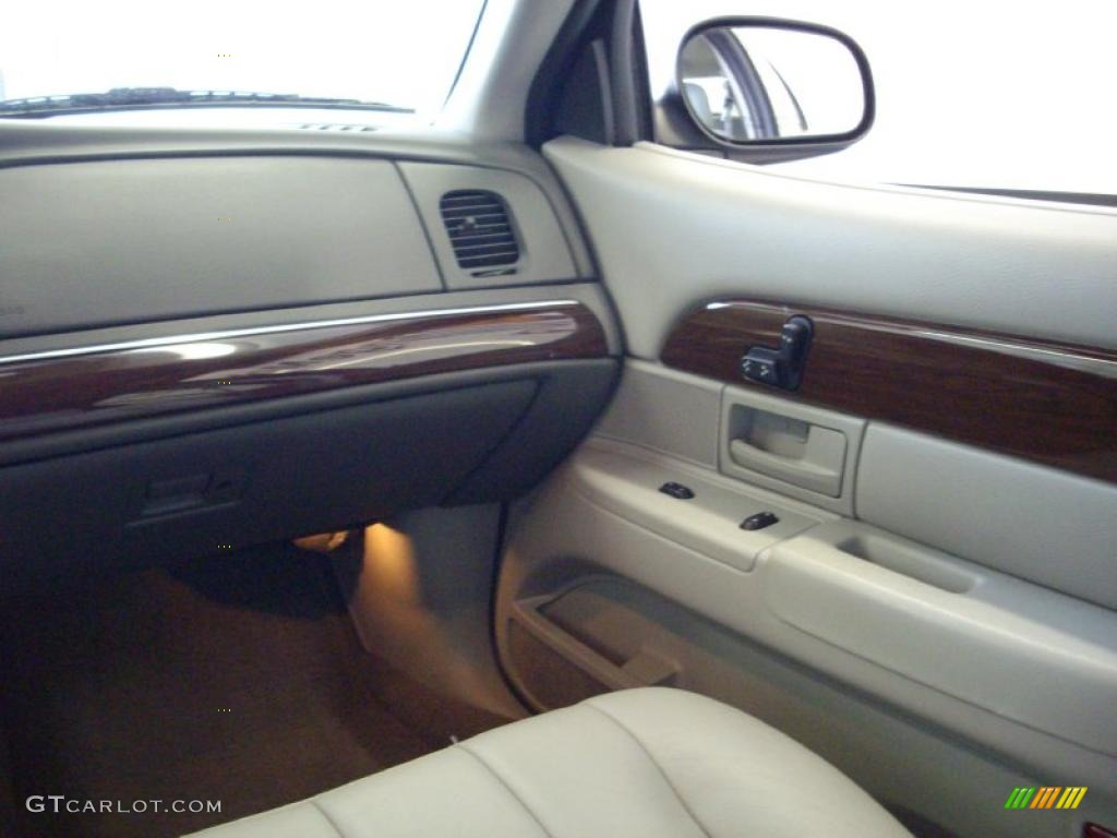 2004 Grand Marquis LS - Silver Birch Metallic / Light Flint photo #8