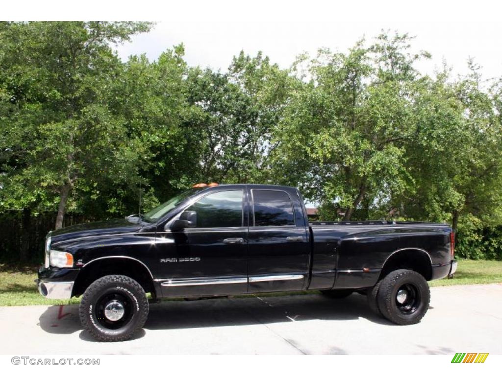 2005 Ram 3500 Laramie Quad Cab 4x4 Dually - Black / Dark Slate Gray photo #3