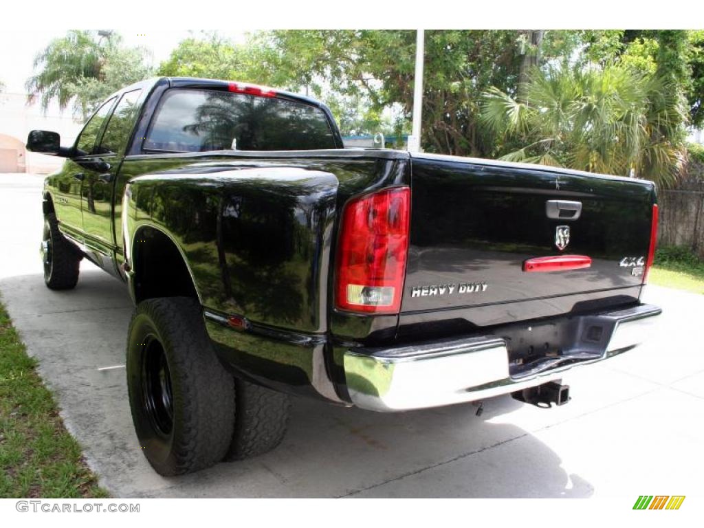 2005 Ram 3500 Laramie Quad Cab 4x4 Dually - Black / Dark Slate Gray photo #21