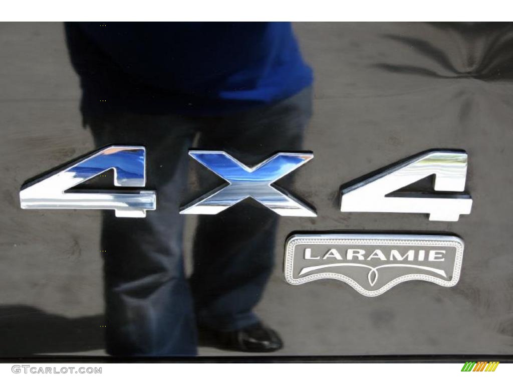 2005 Ram 3500 Laramie Quad Cab 4x4 Dually - Black / Dark Slate Gray photo #92