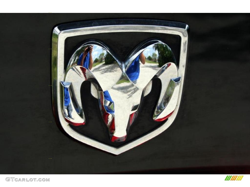 2005 Ram 3500 Laramie Quad Cab 4x4 Dually - Black / Dark Slate Gray photo #113