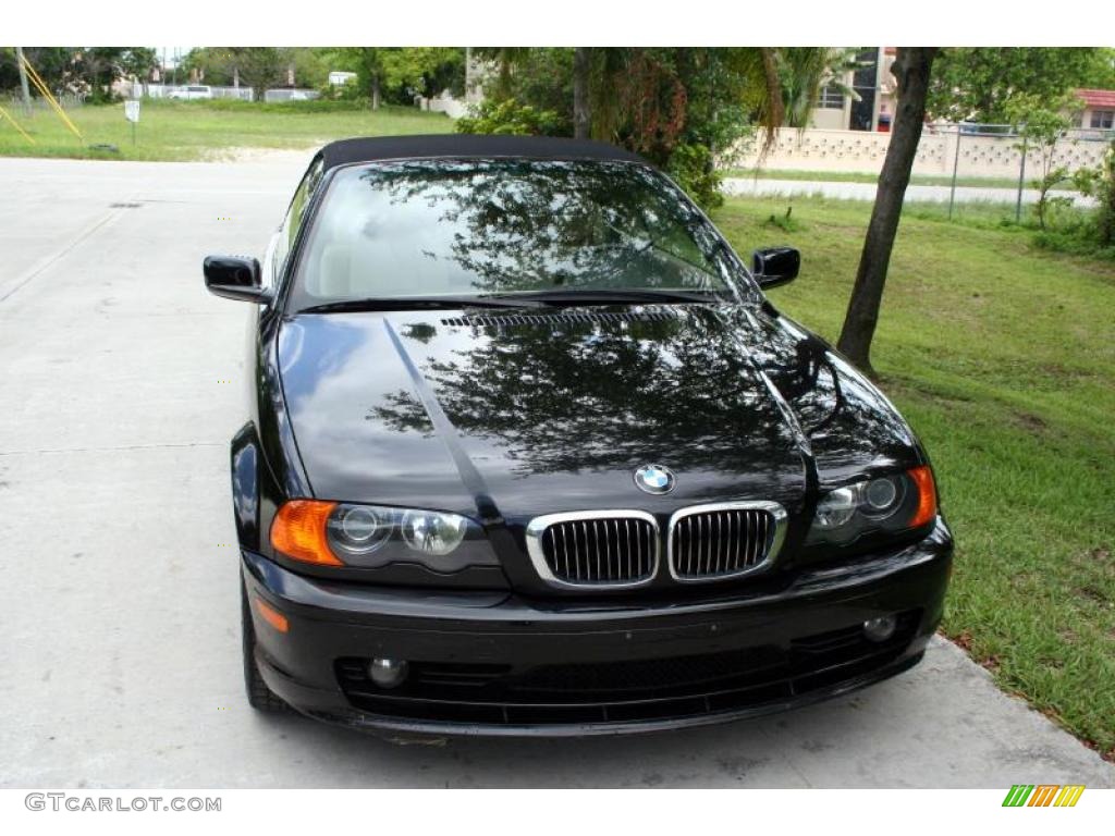 2001 3 Series 325i Convertible - Jet Black / Sand photo #13
