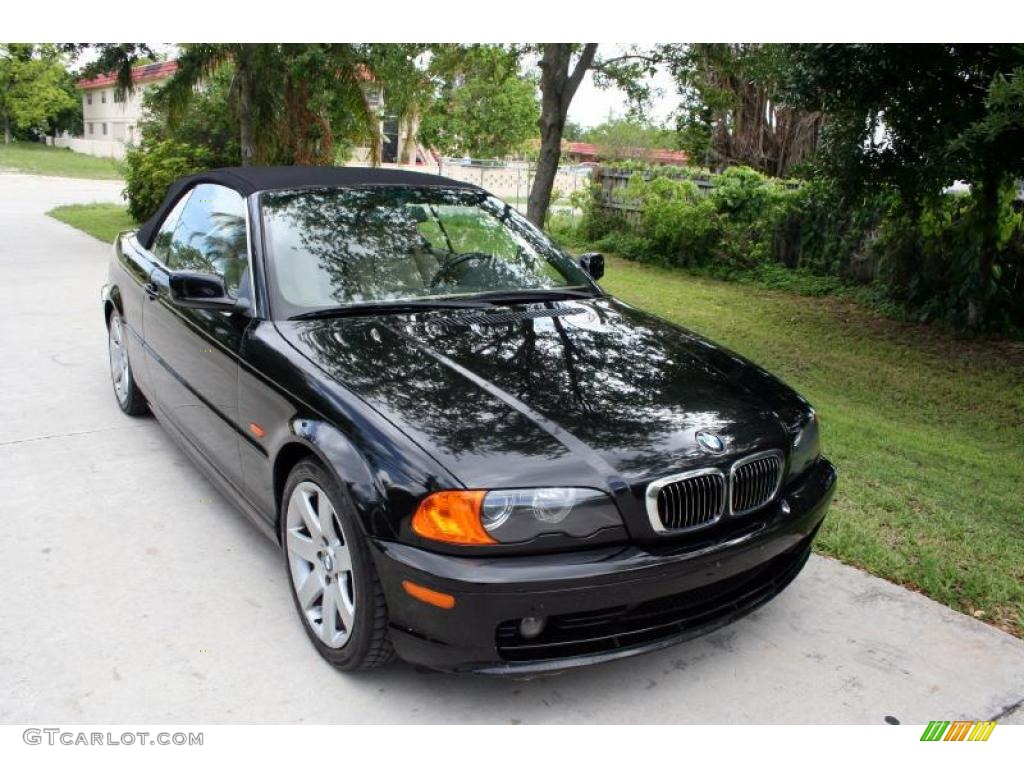 2001 3 Series 325i Convertible - Jet Black / Sand photo #15