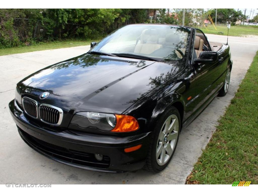 2001 3 Series 325i Convertible - Jet Black / Sand photo #26