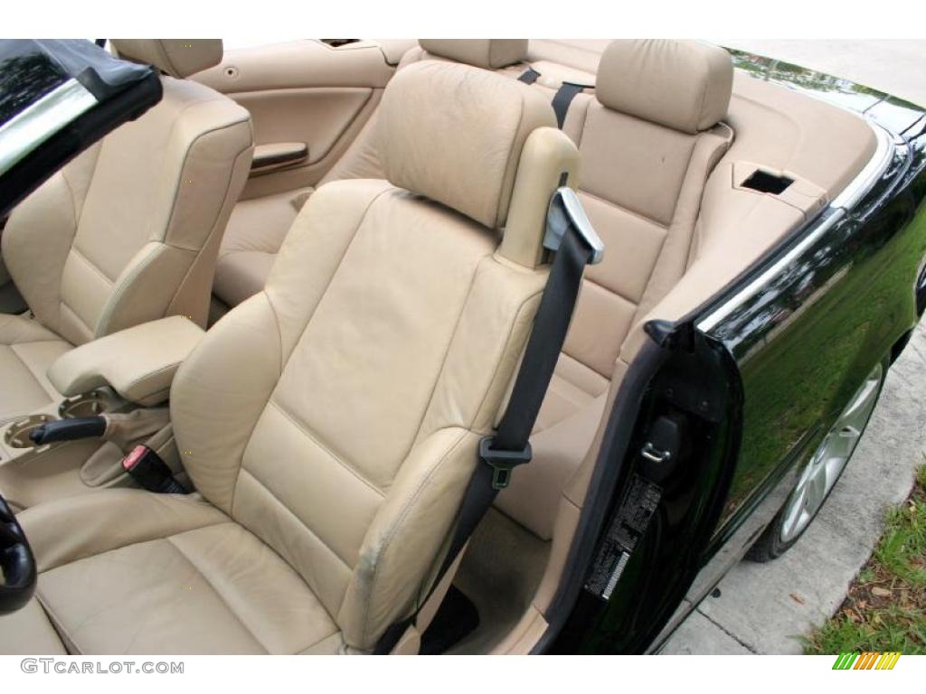 2001 3 Series 325i Convertible - Jet Black / Sand photo #41