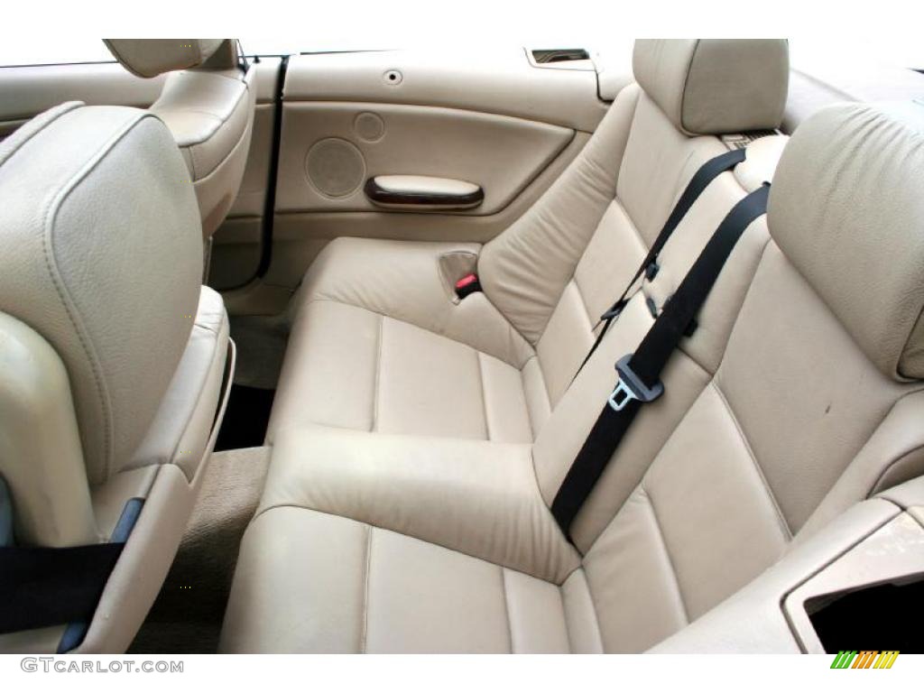 2001 3 Series 325i Convertible - Jet Black / Sand photo #51