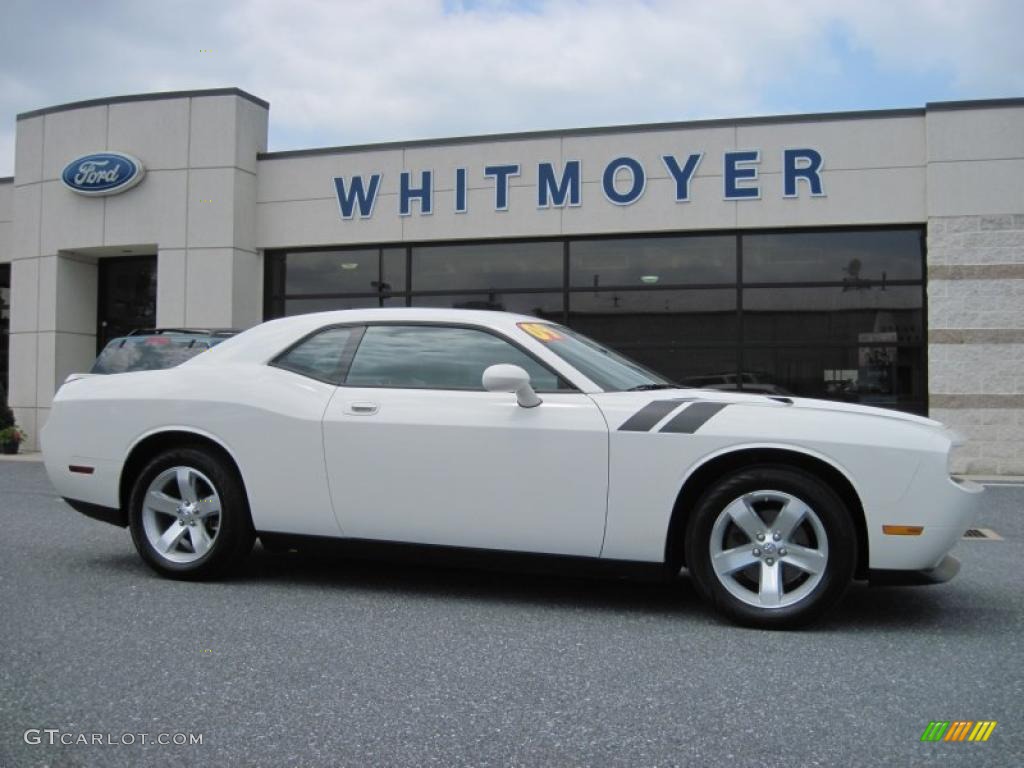 2009 Challenger SE - Stone White / Dark Slate Gray photo #1