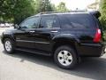 Black - 4Runner SR5 4x4 Photo No. 2