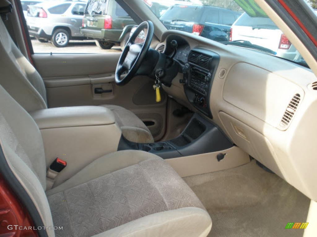 2001 Explorer XLT 4x4 - Toreador Red Metallic / Medium Prairie Tan photo #8