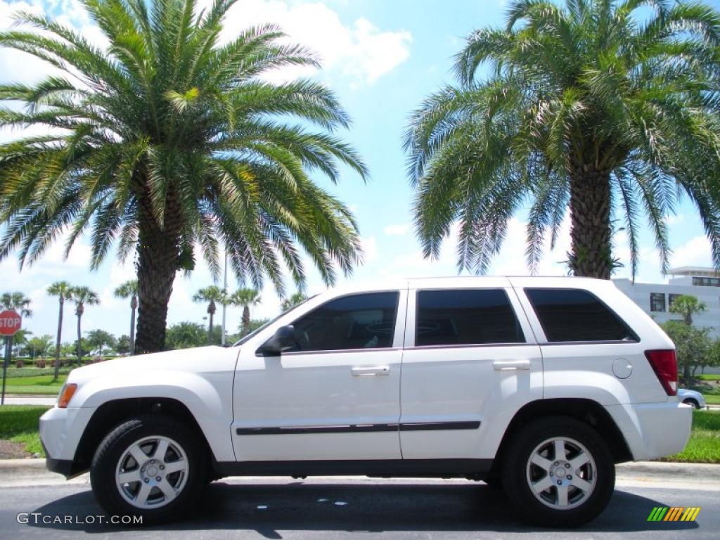 2008 Grand Cherokee Laredo - Stone White / Dark Slate Gray photo #1