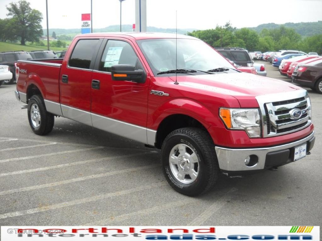 2010 F150 XLT SuperCrew 4x4 - Red Candy Metallic / Medium Stone photo #4