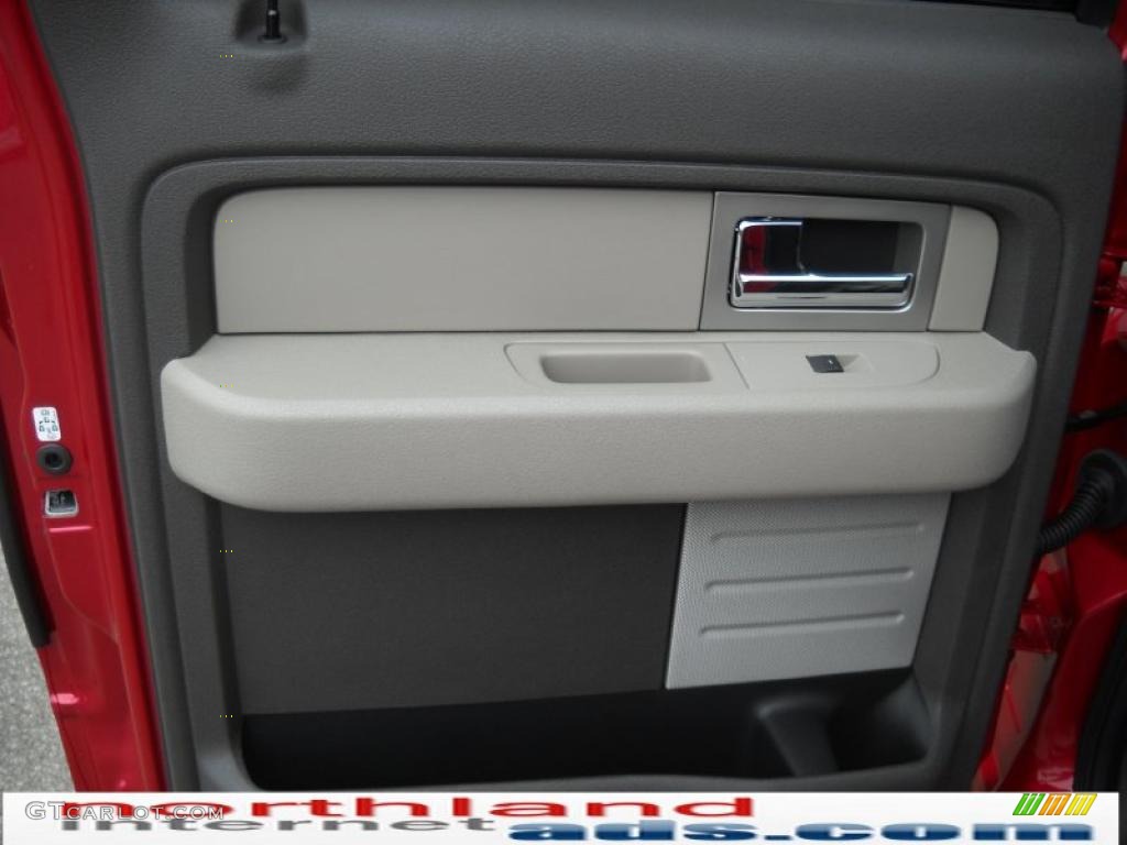 2010 F150 XLT SuperCrew 4x4 - Red Candy Metallic / Medium Stone photo #13