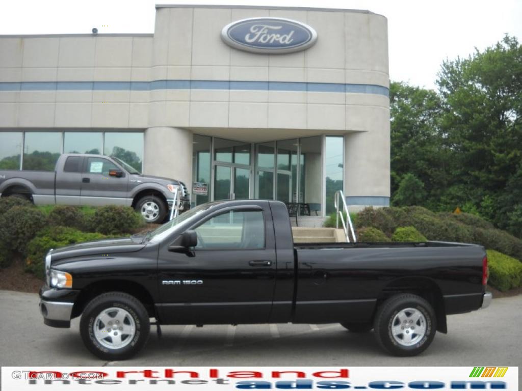 2005 Ram 1500 SLT Regular Cab 4x4 - Black / Dark Slate Gray photo #1