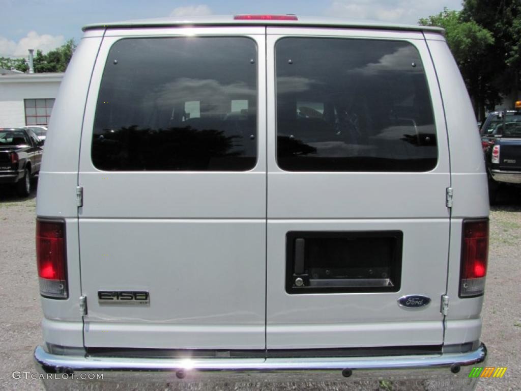 2008 E Series Van E150 XLT Passenger - Silver Metallic / Medium Flint photo #13
