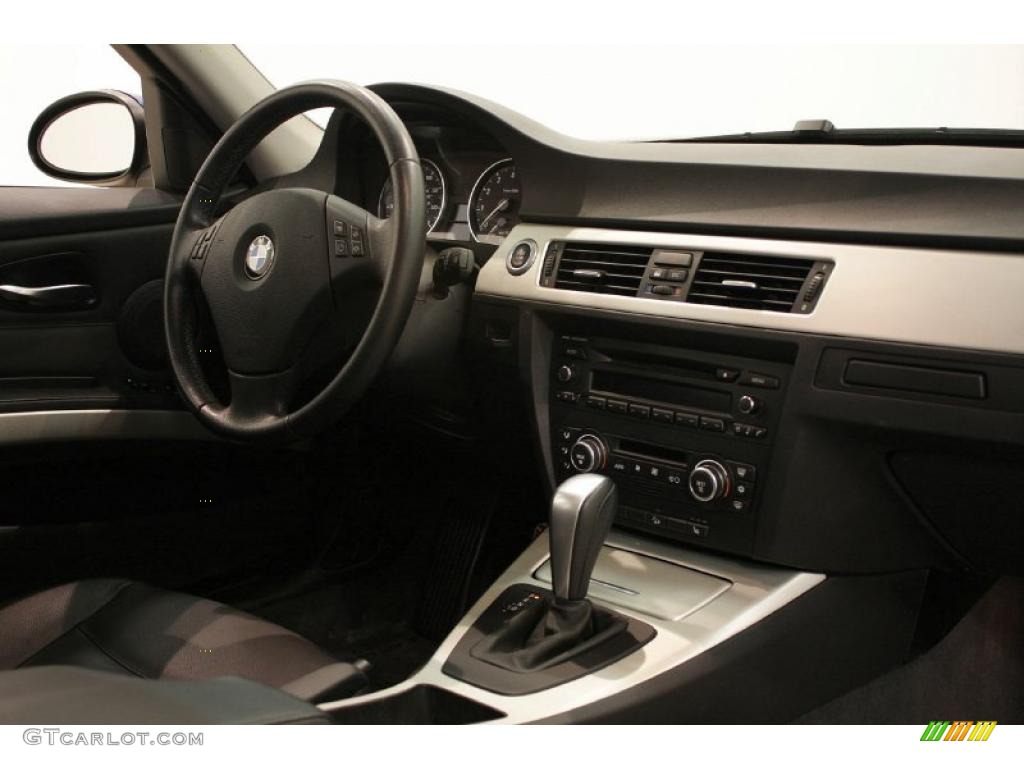 2007 3 Series 335xi Sedan - Montego Blue Metallic / Black Dakota Leather photo #18