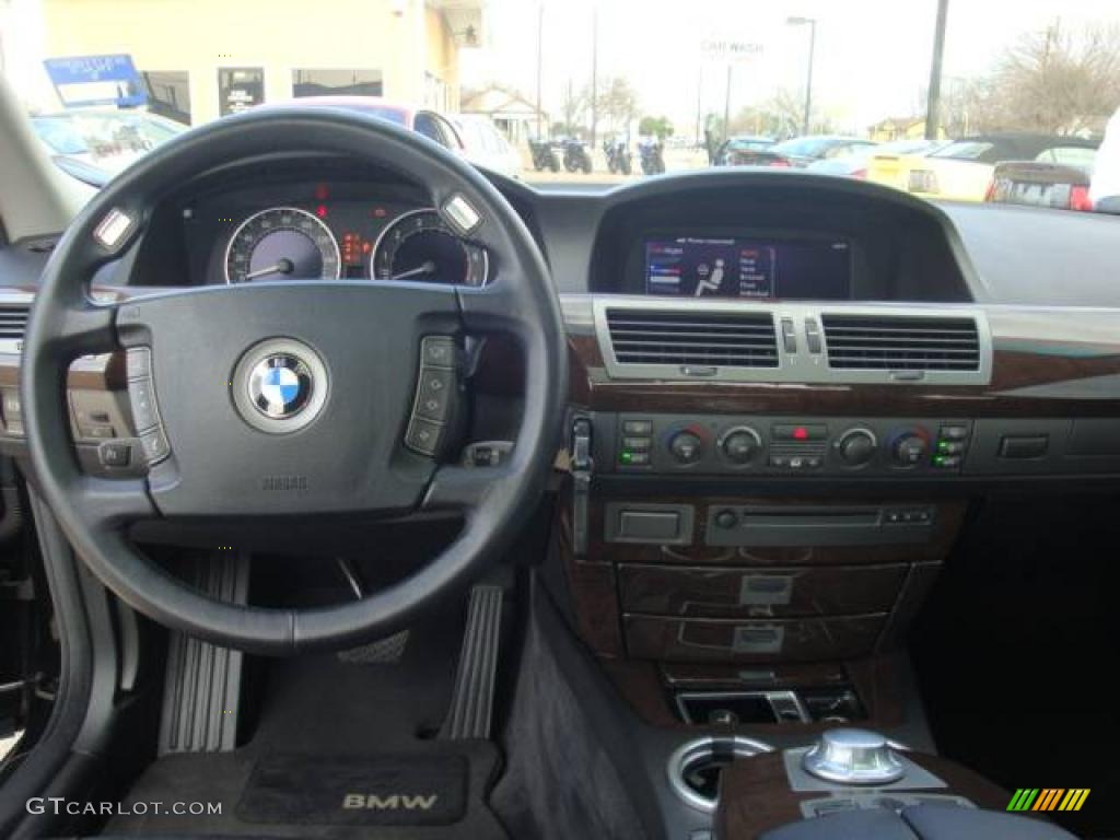 2003 7 Series 745i Sedan - Black Sapphire Metallic / Black/Black photo #7