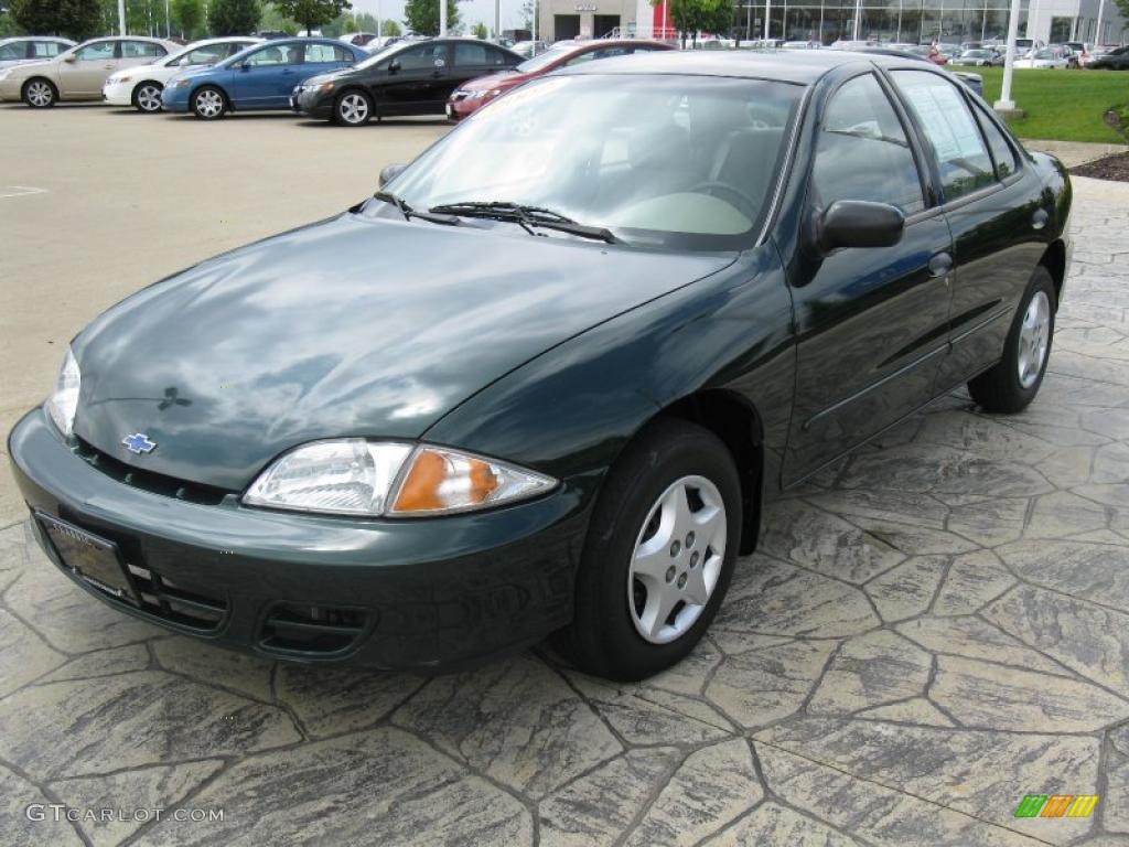 2002 Cavalier Sedan - Forest Green Metallic / Neutral photo #2