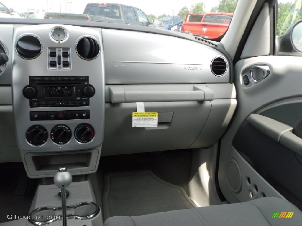 2010 PT Cruiser Classic - Deep Water Blue Pearl / Pastel Slate Gray photo #14