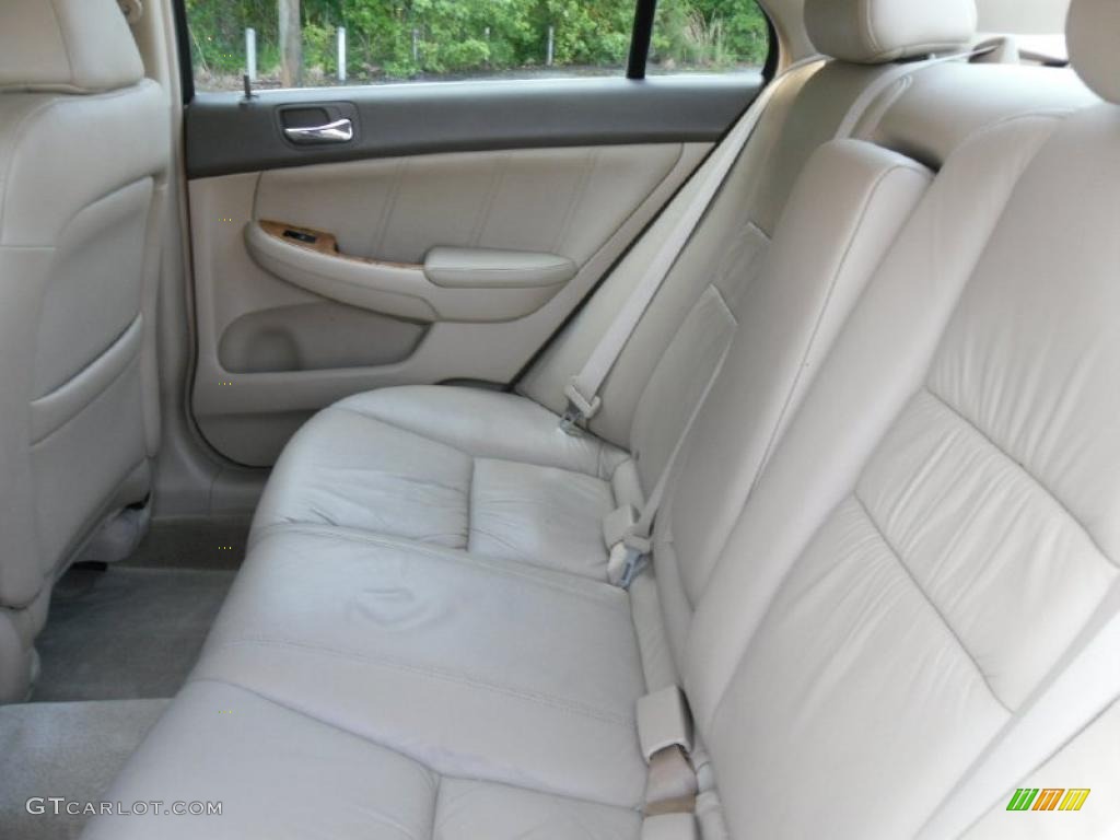 2003 Accord EX V6 Sedan - Taffeta White / Ivory photo #15