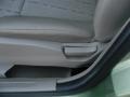 Kiwi Green - Focus SE Sedan Photo No. 8