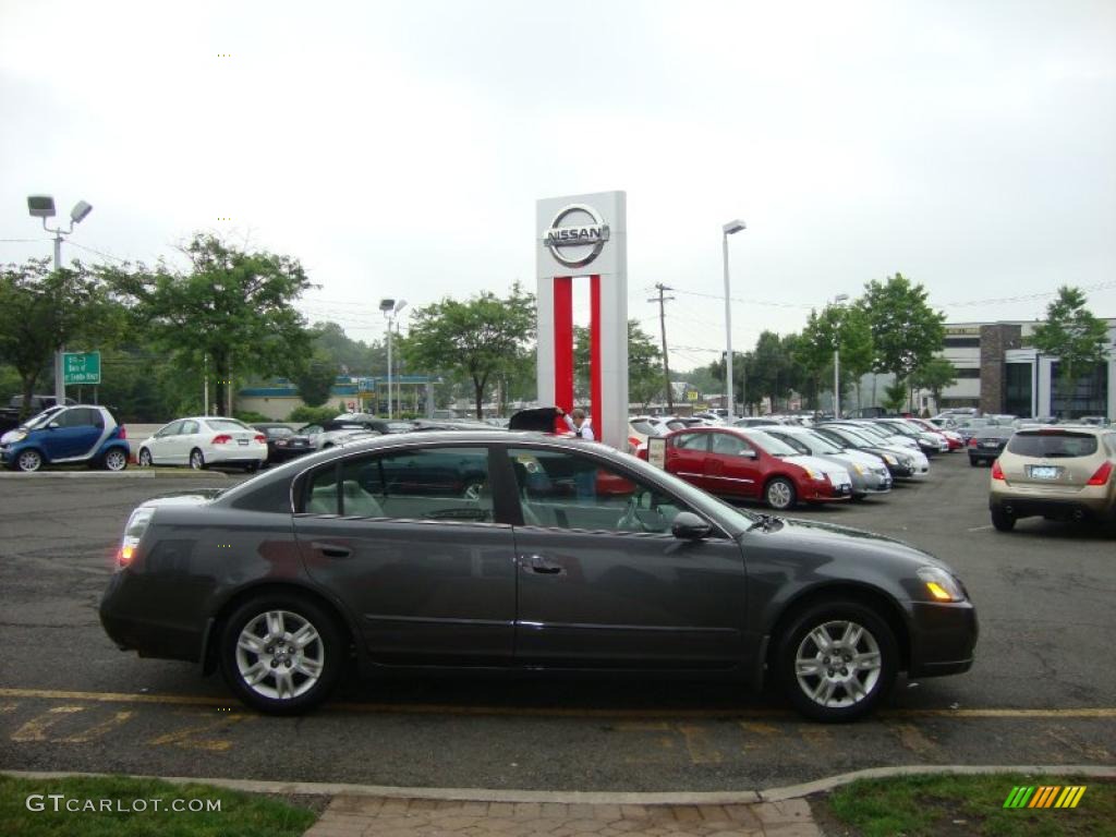 2006 Altima 2.5 S - Smoke Metallic / Charcoal photo #13