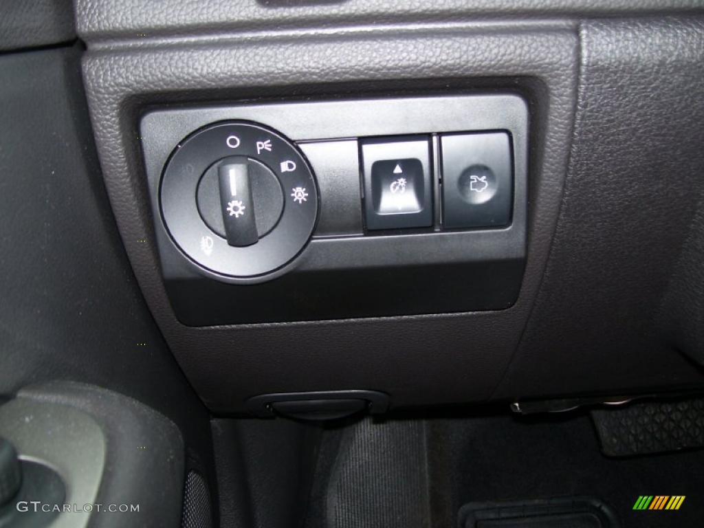 2010 Fusion Hybrid - Brilliant Silver Metallic / Charcoal Black photo #23
