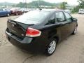 Black - Focus SE Sedan Photo No. 4