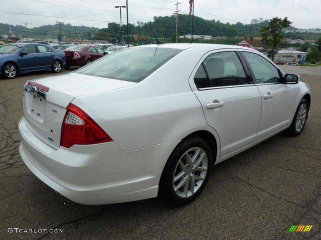 2010 Fusion SEL V6 - White Platinum Tri-coat Metallic / Charcoal Black photo #4