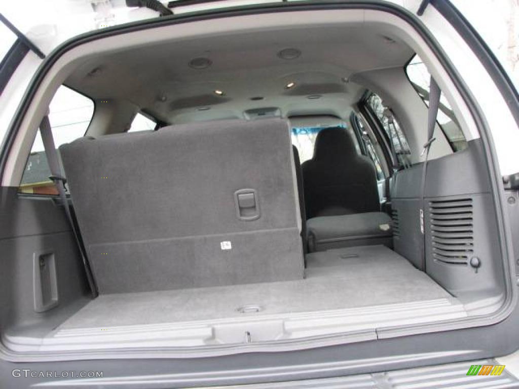 2003 Expedition XLT 4x4 - Oxford White / Flint Grey photo #9